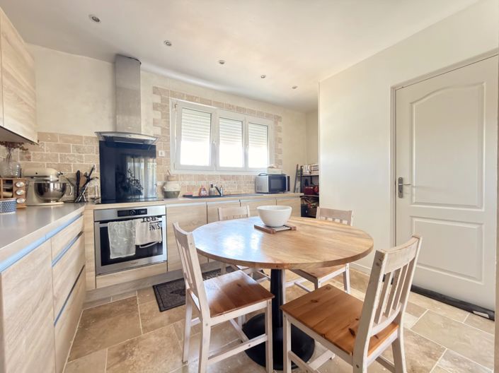 Image No.5-3 Bed House for sale