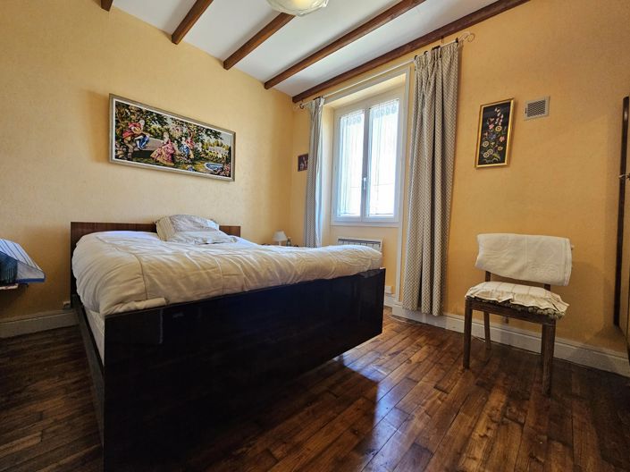 Image No.7-4 Bed House for sale