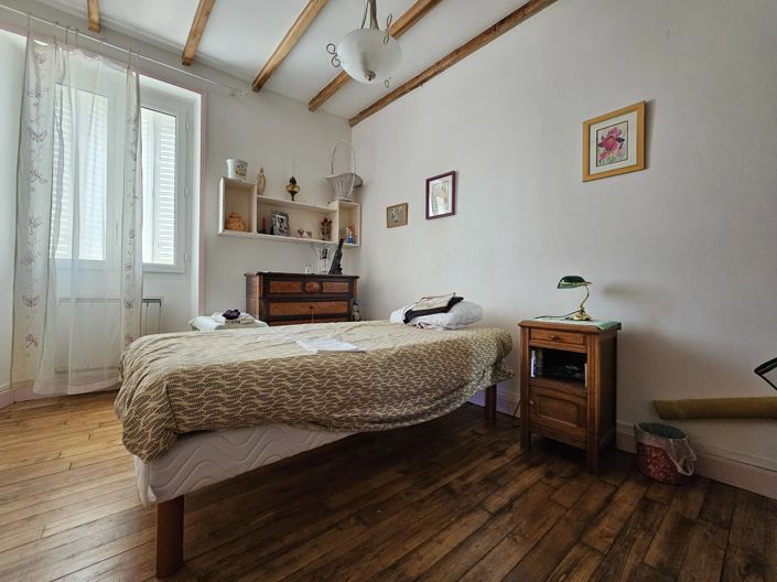 Image No.9-4 Bed House for sale