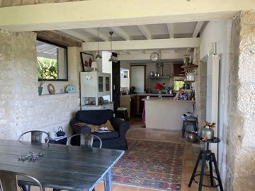 aeb08f83d5f99e319476ea24cc659b1566df54afe0403