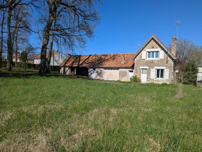 Image No.2-Maison de village de 8 chambres à vendre à La Trimouille