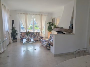 c42e3e57e229882dd1e61a656677dbd935697f668f400