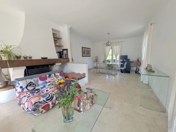 15ca866e47fb711dbc0190ea94ce20fa4cd631be60400