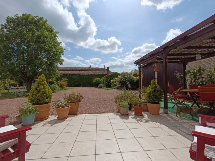 Image No.5-3 Bed Village House for sale