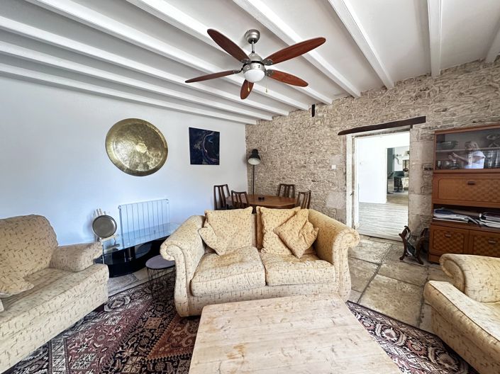 Image No.3-4 Bed House for sale