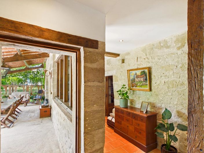 Image No.6-6 Bed House for sale