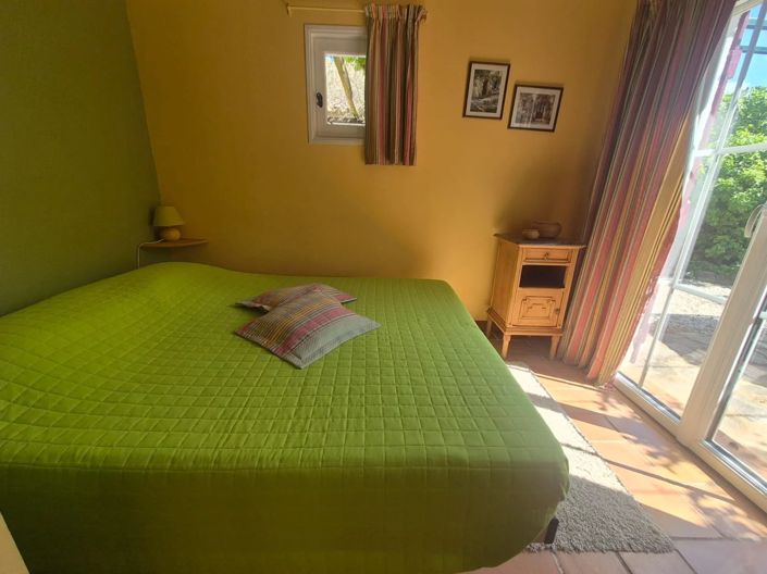 Image No.10-2 Bed House for sale