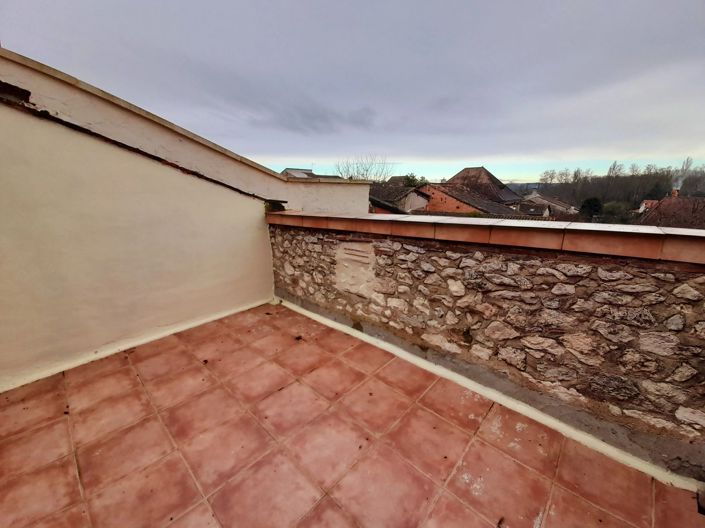 Image No.11-3 Bed Village House for sale