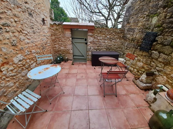Image No.2-3 Bed Village House for sale