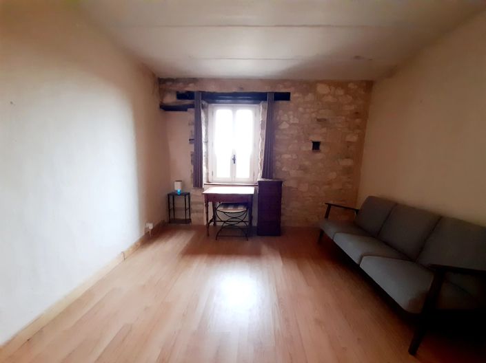 Image No.8-3 Bed Village House for sale