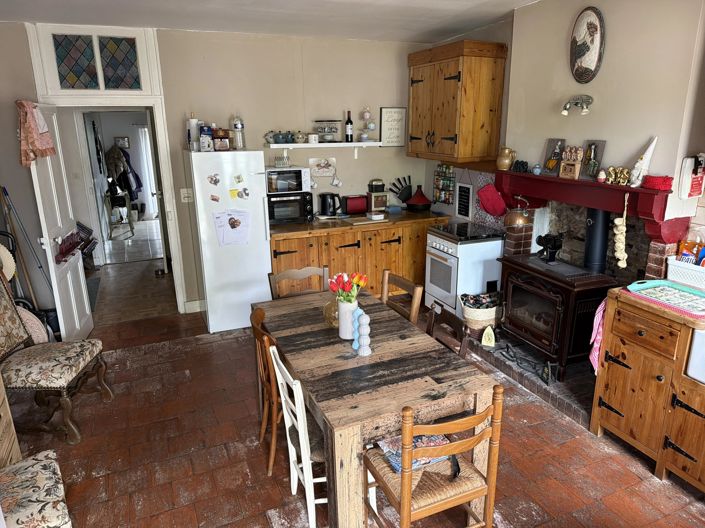 Image No.4-2 Bed House for sale