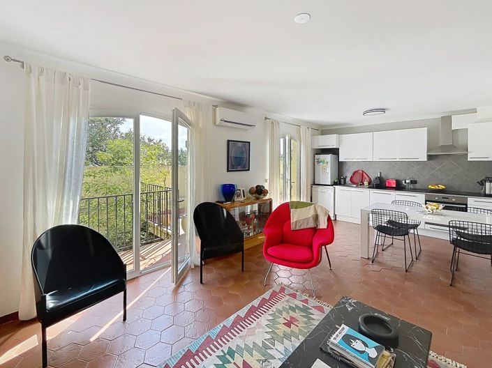 Image No.4-3 Bed Village House for sale