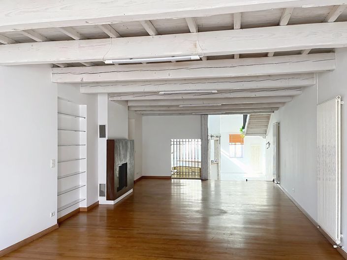 Image No.6-3 Bed Property for sale