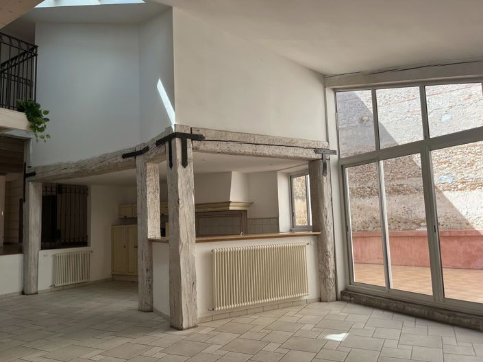 Image No.6-3 Bed Property for sale