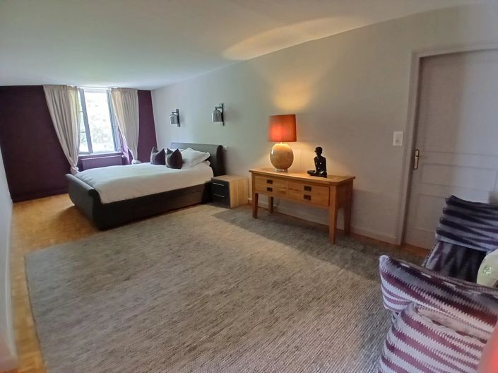 Image No.8-4 Bed House for sale