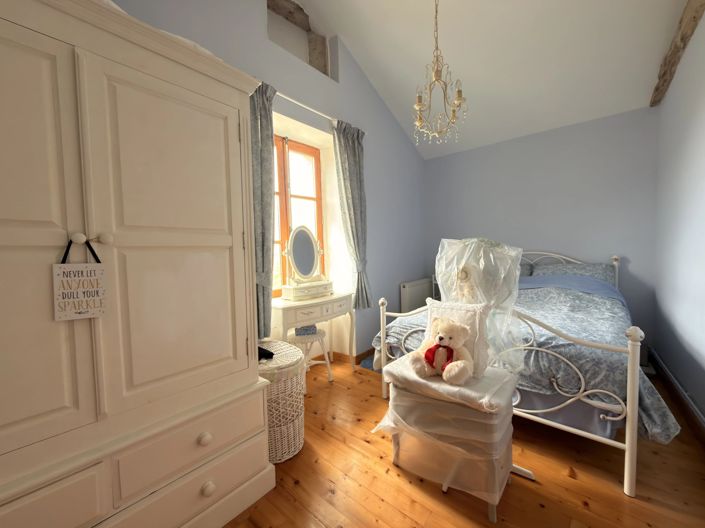 Image No.6-2 Bed House for sale