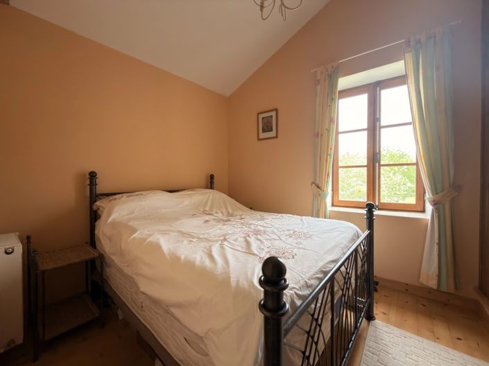 Image No.8-2 Bed House for sale