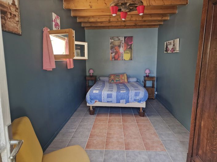 Image No.10-2 Bed House for sale