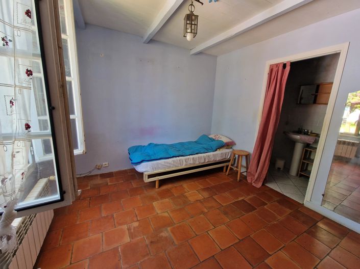 Image No.11-2 Bed House for sale