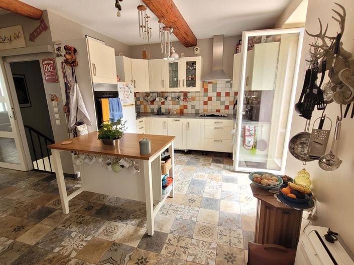 Image No.9-3 Bed House for sale