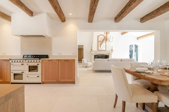Image No.7-4 Bed House for sale