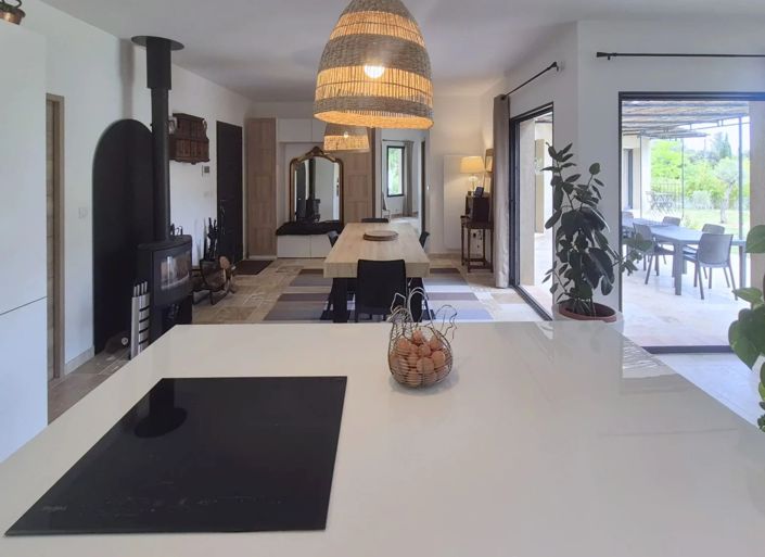 Image No.9-2 Bed House for sale