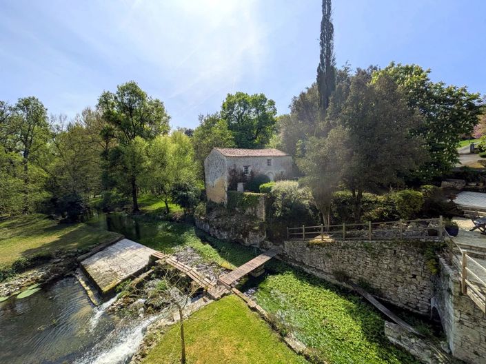 Image No.15-7 Bed House for sale