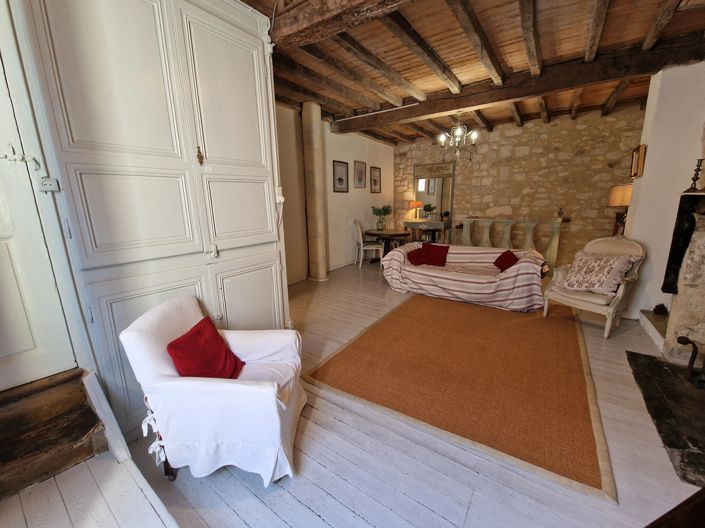 Image No.10-1 Bed Village House for sale