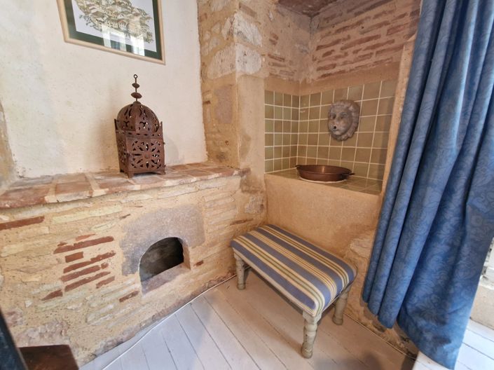 Image No.11-1 Bed Village House for sale
