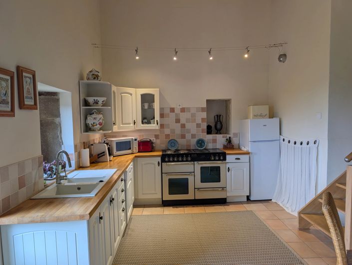 Image No.12-5 Bed House for sale