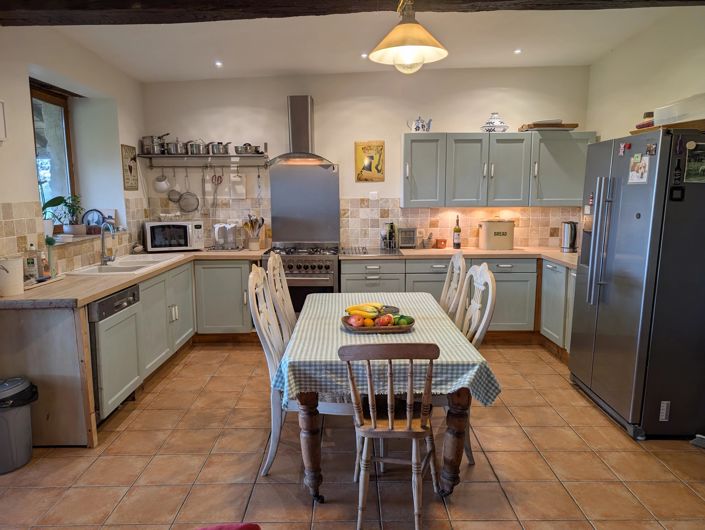 Image No.3-5 Bed House for sale