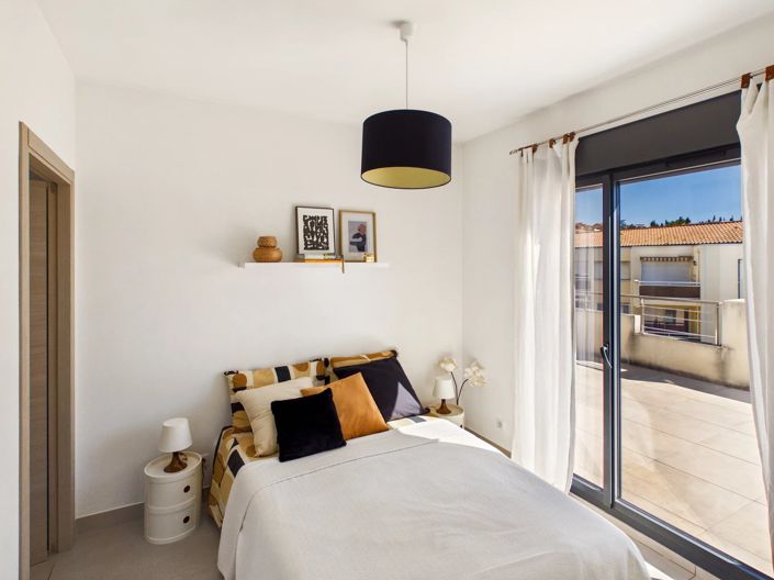 Image No.5-1 Bed Property for sale