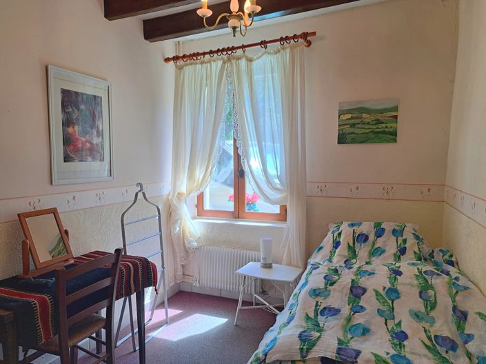 Image No.10-2 Bed House for sale