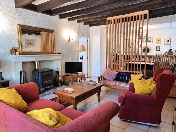 Image No.6-2 Bed House for sale