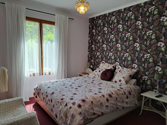 Image No.8-2 Bed House for sale