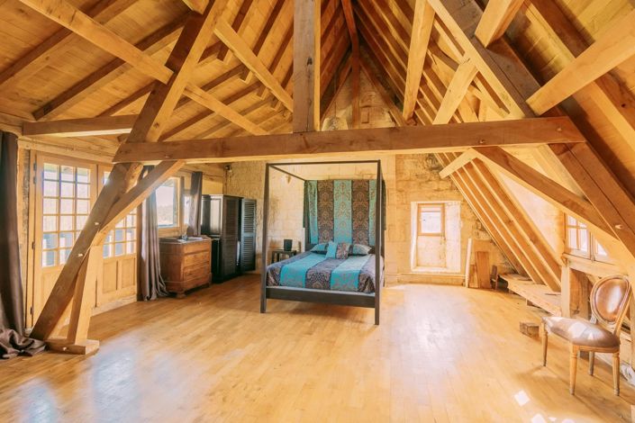 Image No.12-6 Bed House for sale