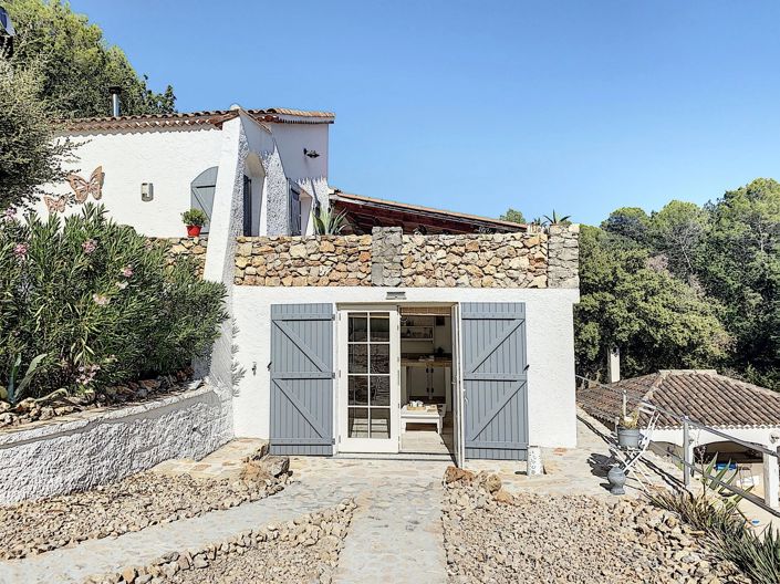Image No.8-4 Bed House for sale