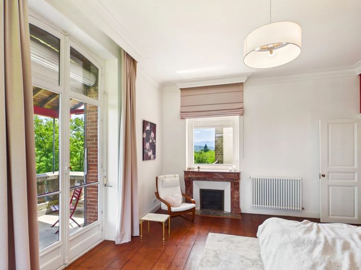Image No.14-8 Bed House for sale