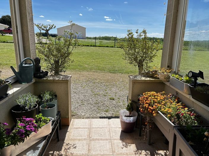 Image No.15-4 Bed House for sale