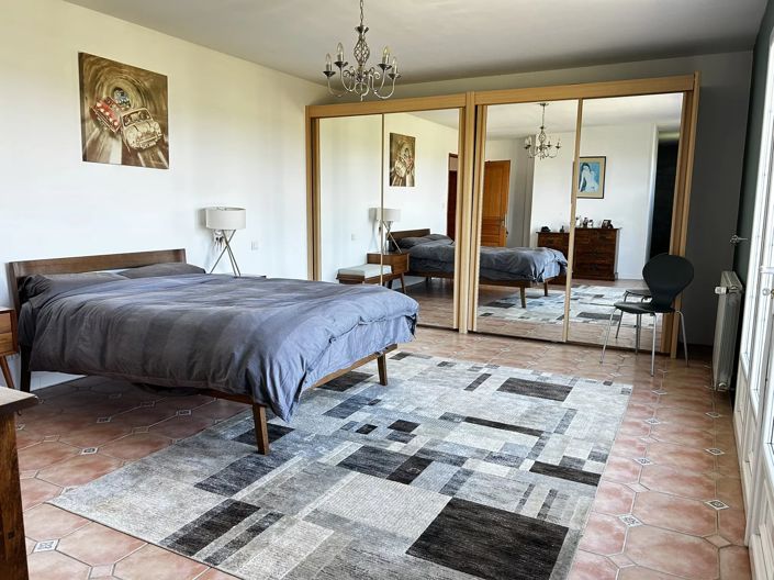 Image No.7-4 Bed House for sale