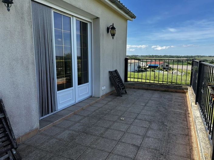 Image No.9-4 Bed House for sale