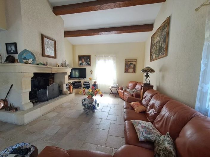 Image No.7-5 Bed House for sale