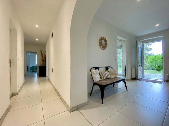 Image No.12-3 Bed House for sale