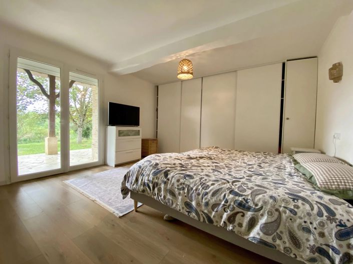 Image No.9-3 Bed House for sale