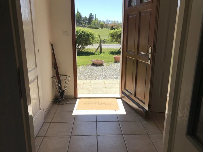 Image No.9-2 Bed House for sale