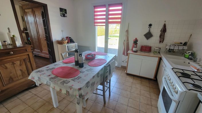 Image No.6-3 Bed House for sale