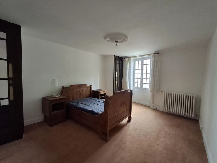 Image No.11-5 Bed House for sale