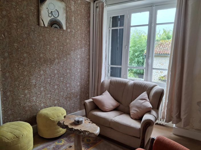 Image No.12-5 Bed House for sale