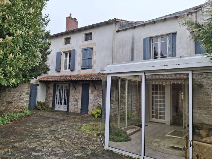 Image No.13-5 Bed House for sale
