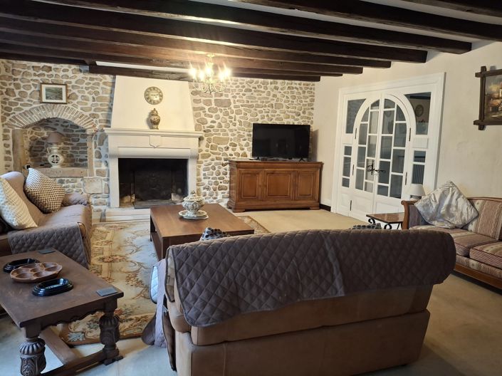 Image No.3-5 Bed House for sale